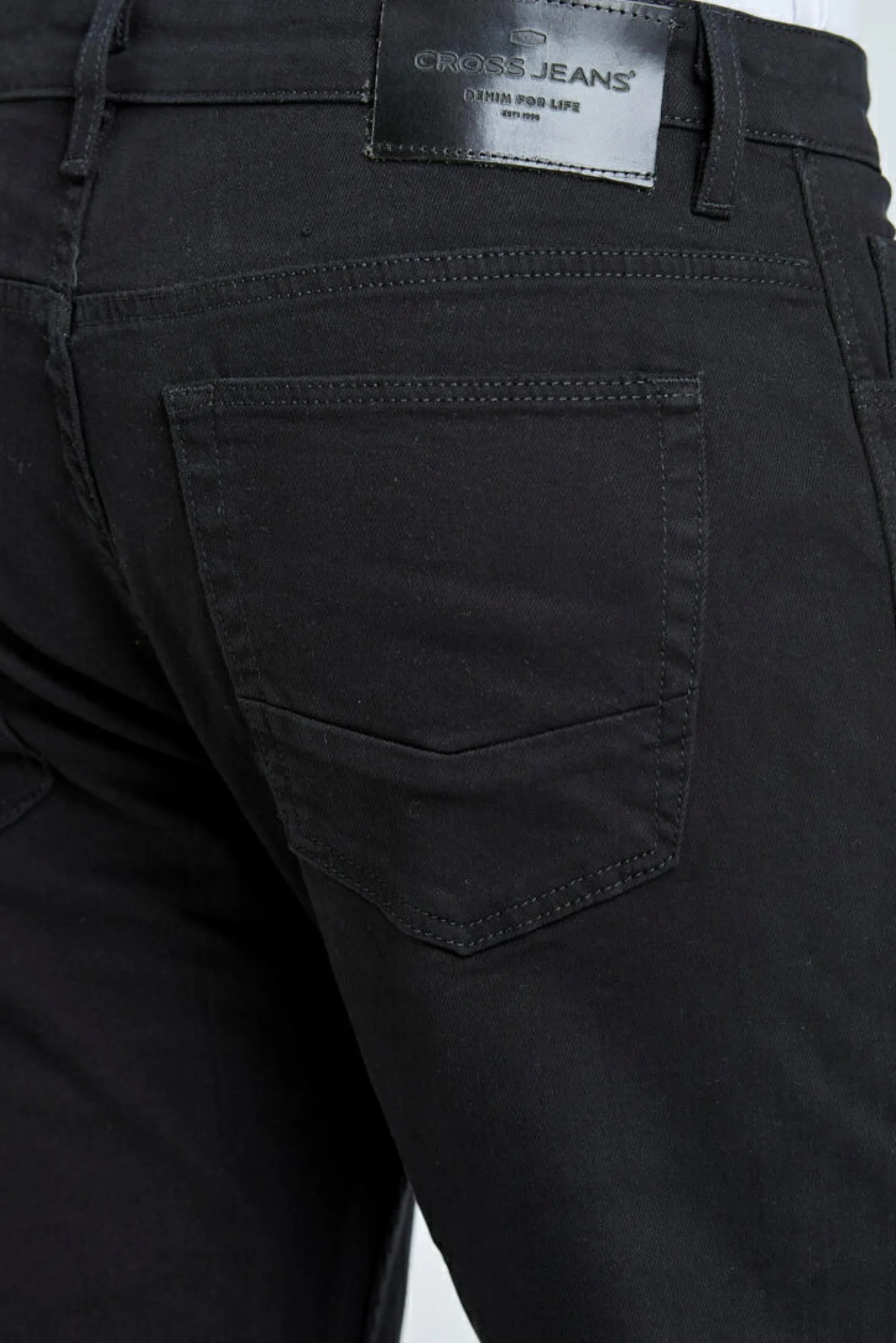 C 132-019 28/30 - Męskie -<Cross Jeans New