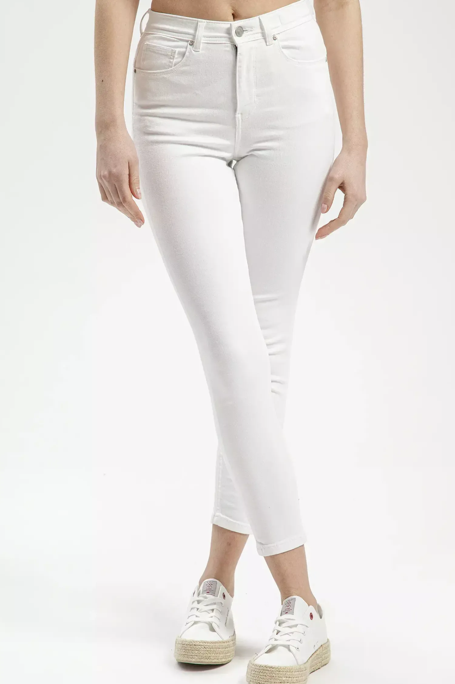 Jeansy damskie białe Super Skinny Fit Judy P 429-161<Cross Jeans Clearance