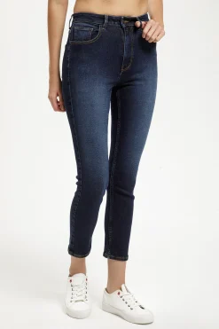 Jeansy damskie ciemnoniebieskie Mom Jeans New Mom P 509-011<Cross Jeans Sale