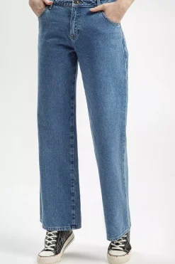 Jeansy Damskie ciemnoniebieskie Wide Leg P 540-005<Cross Jeans New