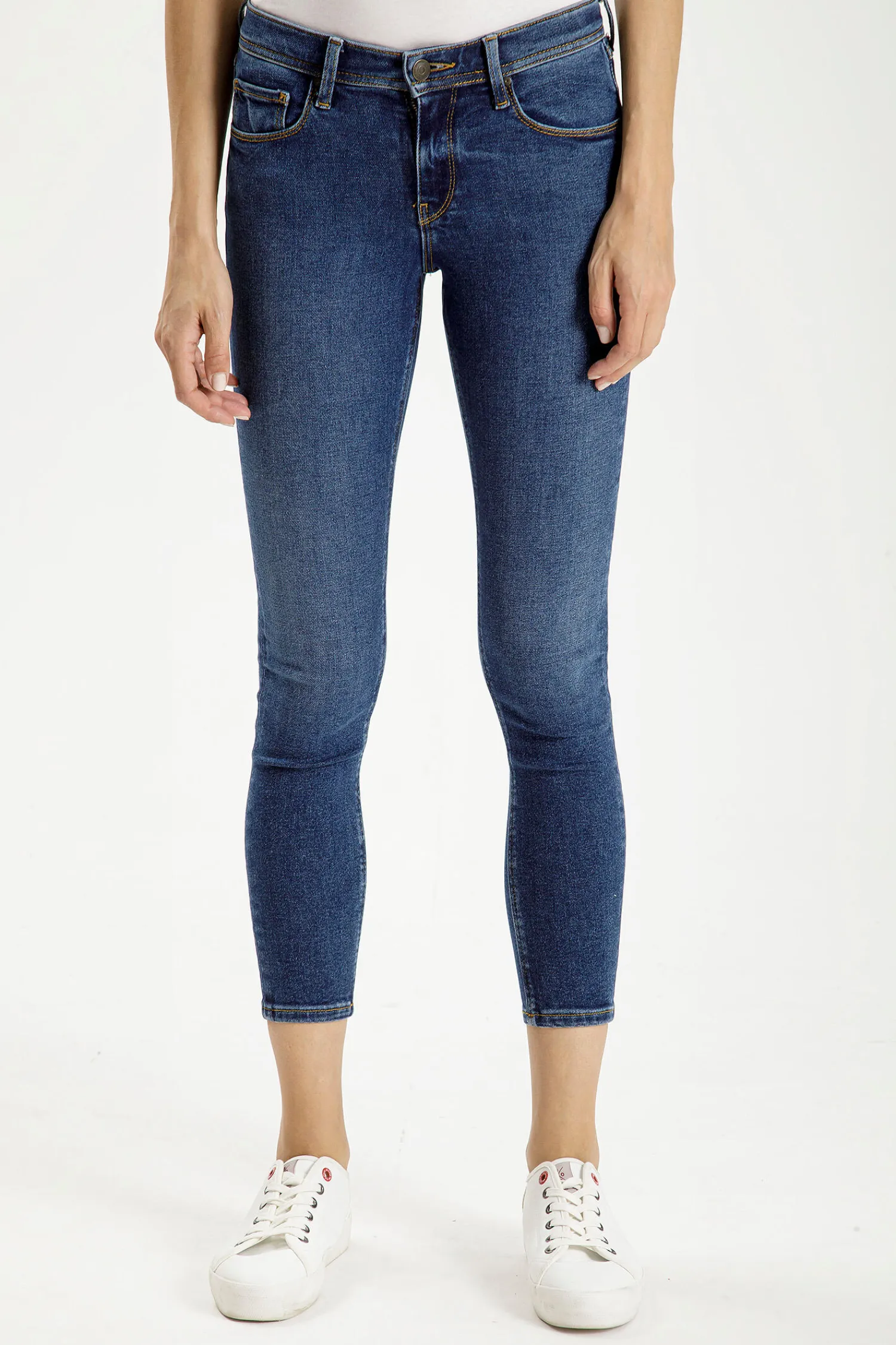 Jeansy damskie ciemnoniebieskie Super Skinny Fit Jolie P 439-011<Cross Jeans Discount