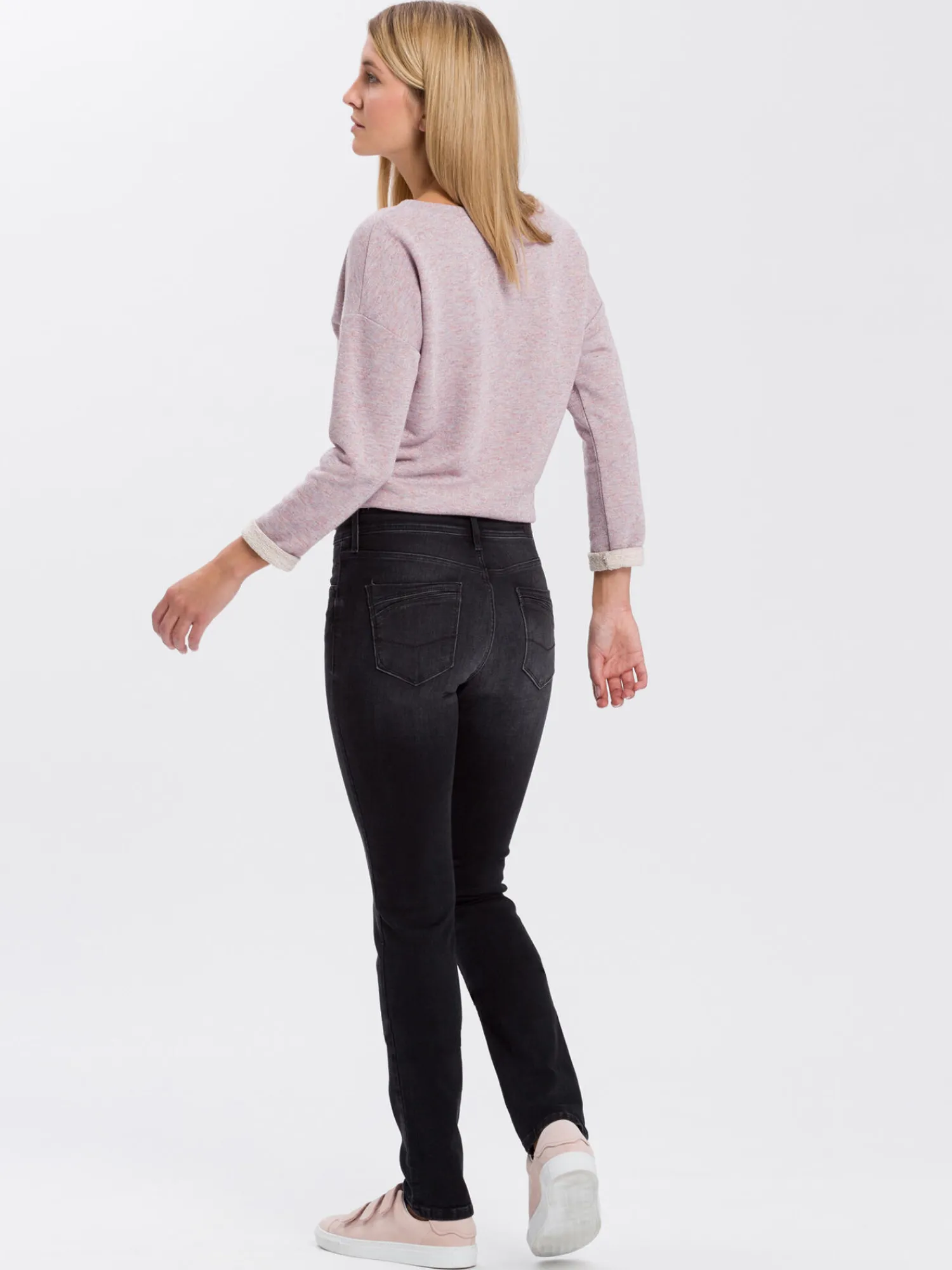 Jeansy damskie czarne Slim Fit Anya P 489-166<Cross Jeans Sale