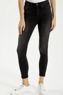 Jeansy damskie czarne Super Skinny Fit Judy P 429-115<Cross Jeans Hot
