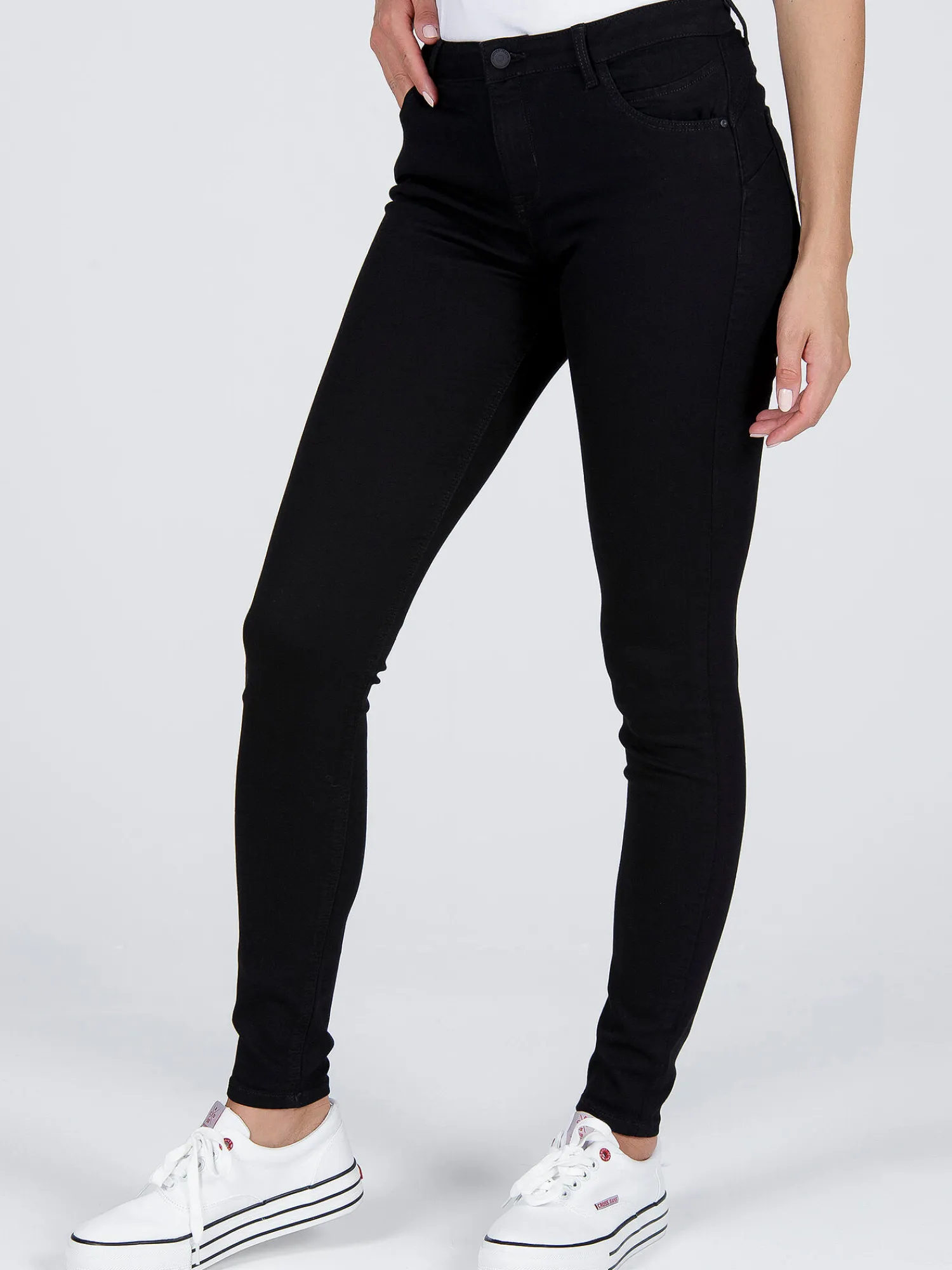 Jeansy damskie czarne Super Skinny Fit Page P 419-006<Cross Jeans Best