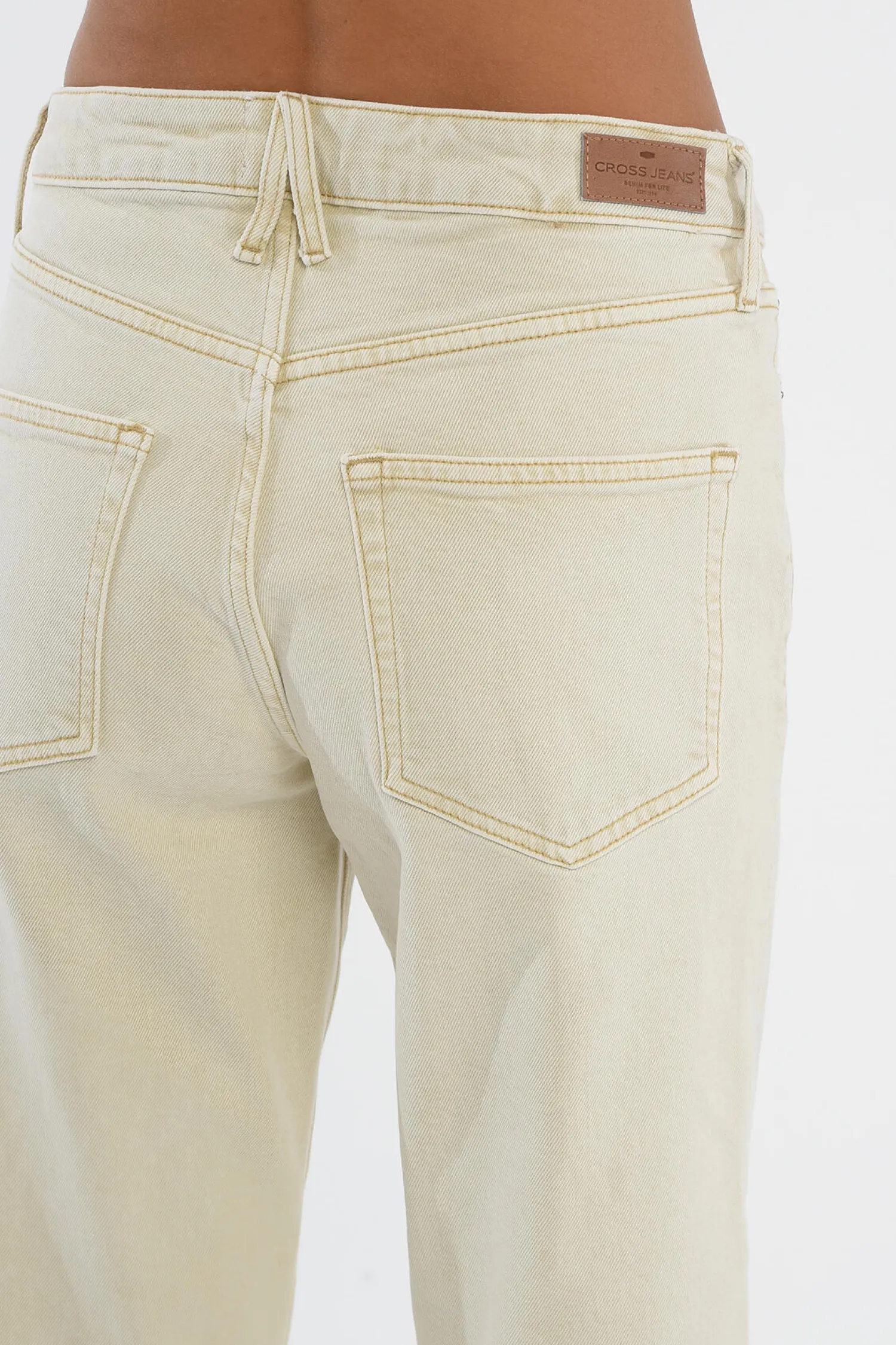 Jeansy damskie Straight Eliza C 4518-050<Cross Jeans Clearance