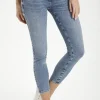 Jeansy damskie jasnoniebieskie Super Skinny Fit Alyss P 474-120<Cross Jeans Fashion