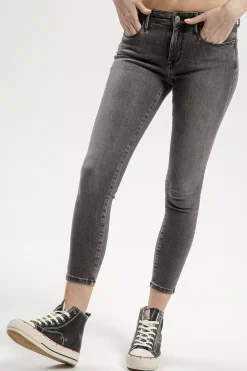 Jeansy damskie szare Super Skinny Fit Alyss P 474-126<Cross Jeans Best