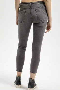 Jeansy damskie szare Super Skinny Fit Alyss P 474-126<Cross Jeans Best