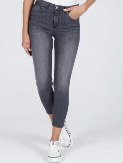 Jeansy damskie z wysokim stanem Judy P 429-048<Cross Jeans Online