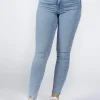 Jeansy damskie z wysokim stanem Judy P 429-108<Cross Jeans Best