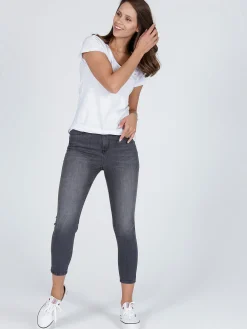 Jeansy damskie z wysokim stanem Judy P 429-048<Cross Jeans Online