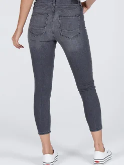 Jeansy damskie z wysokim stanem Judy P 429-048<Cross Jeans Online