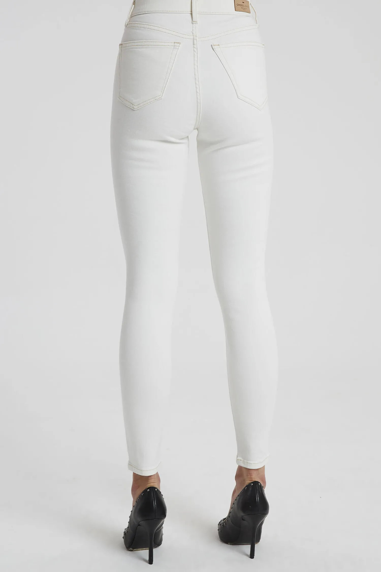 Jeansy damskie z wysokim stanem Judy P 429-006<Cross Jeans New