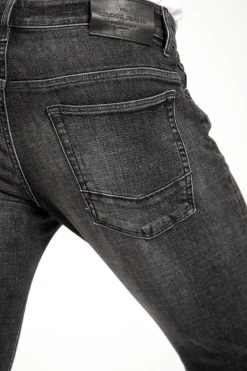 Jeansy męskie ciemnoszare Regular Fit Tapered F 152-150<Cross Jeans Outlet