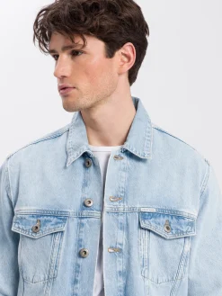 Kurtka męska jeansowa A 315-066<Cross Jeans Best